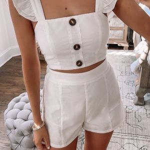 Caitlin Covington x Pink Lily Wilmington Set